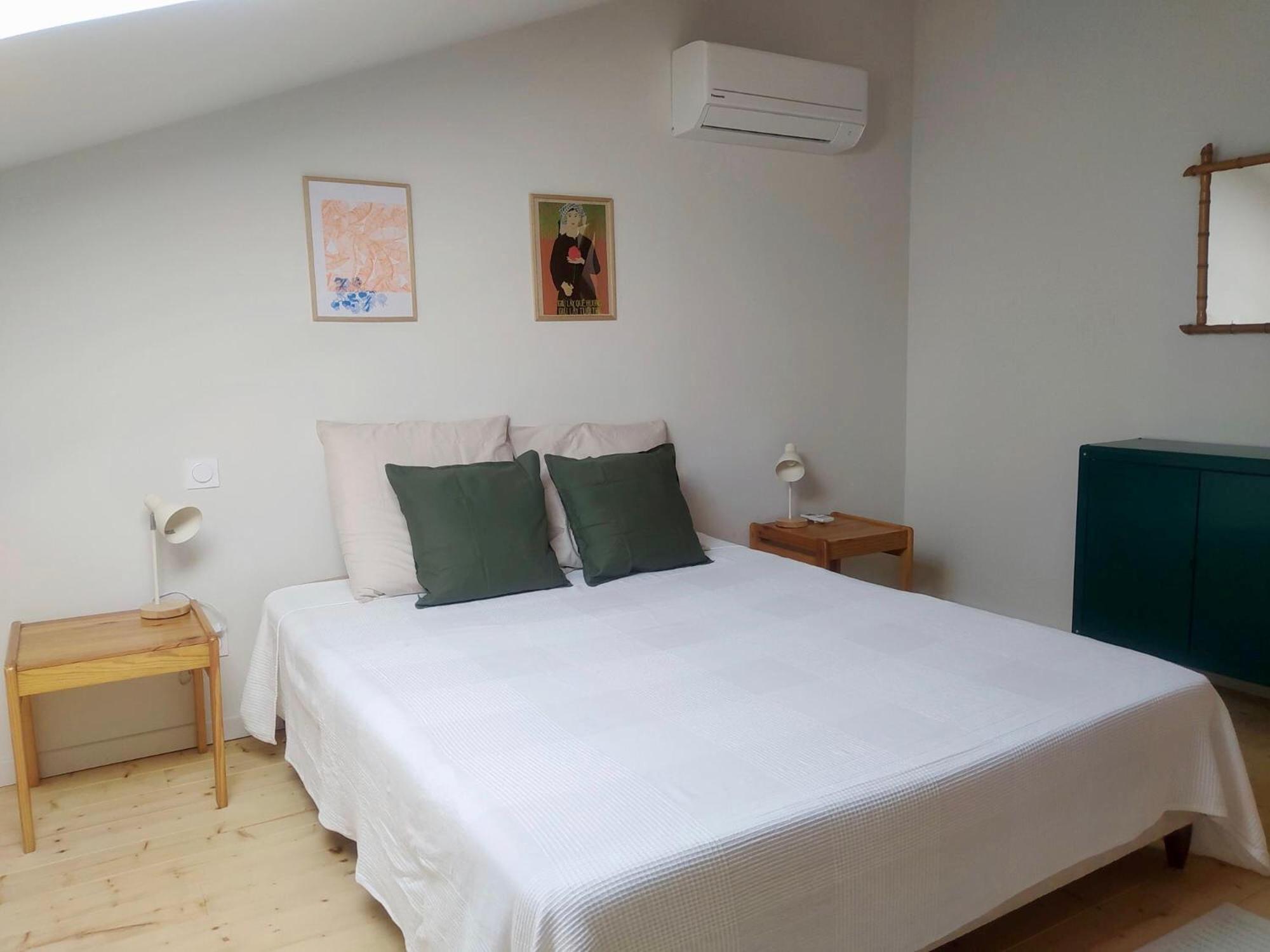 Chambre D'Hotes Du Grand St-Marc Proche Via Rhona Сорг Экстерьер фото